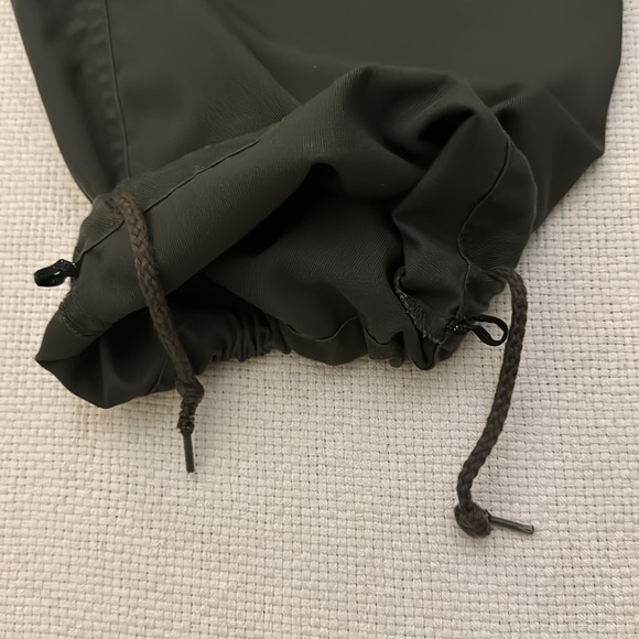 Bushline Outdoor Cargo Pants - Picture 6 of 14